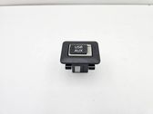 USB socket connector