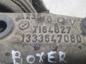 Engine mounting bracket