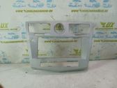 Radio / CD-Player / DVD-Player / Navigation