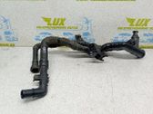 Tuyau de liquide de refroidissement moteur
