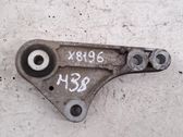 Engine mounting bracket