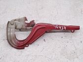 Engine bonnet/hood hinges