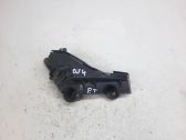 Rear bumper mounting bracket