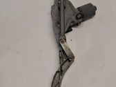 Tringlerie et moteur d'essuie-glace avant