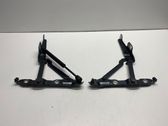 Tailgate/trunk/boot hinge