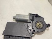 Moteur de lève-vitre de porte avant