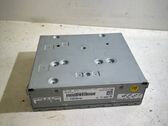 Radio / CD-Player / DVD-Player / Navigation