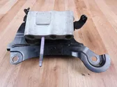 Engine mount bracket