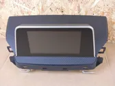 Radio / CD-Player / DVD-Player / Navigation