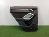 Moldura del tarjetero de la puerta trasera