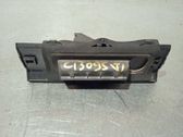 Manecilla externa puerta trasera