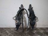 Scharnier Motorhaube