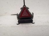Botón interruptor de luz de peligro