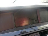 Radio/CD/DVD/GPS-pääyksikkö