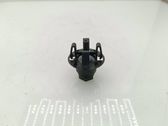 Fender mounting bracket