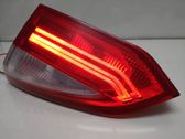 Tailgate rear/tail lights