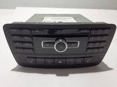 Radio / CD-Player / DVD-Player / Navigation