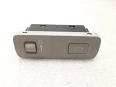 Tailgate opening switch