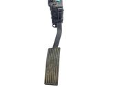Accelerator throttle pedal