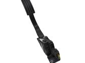 Accelerator throttle pedal