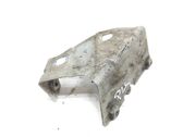 Fender mounting bracket