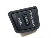 Steering wheel buttons/switches