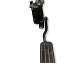 Accelerator throttle pedal