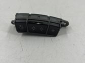 Steering wheel buttons/switches
