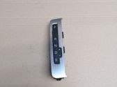 Gear shift selector indicator