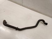 Tuyau de liquide de refroidissement moteur