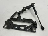 Engine bonnet/hood hinges