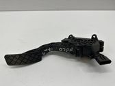 Accelerator throttle pedal