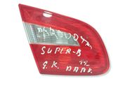 Tailgate rear/tail lights