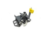 Engine bonnet/hood lock/catch