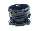 Intercooler pipe mounting bracket