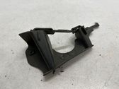 Rear bumper mounting bracket