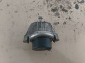 Engine mount bracket