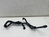 Tuyau de liquide de refroidissement moteur