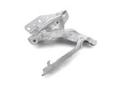 Engine bonnet/hood hinges