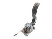Accelerator throttle pedal