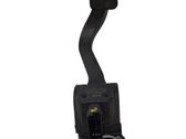 Accelerator throttle pedal