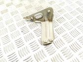 Fender mounting bracket