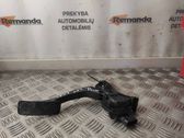 Accelerator throttle pedal