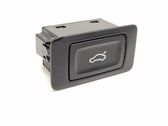 Tailgate/boot open switch button