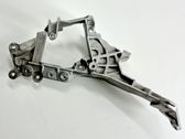 Engine mounting bracket