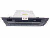 Radio / CD-Player / DVD-Player / Navigation