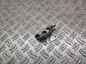 Aizmugurē slēdzene