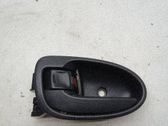 Manecilla interna puerta delantera