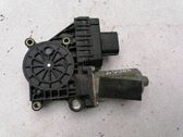 Motor del regulador de la ventanilla de la puerta delantera