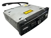 Radio / CD-Player / DVD-Player / Navigation